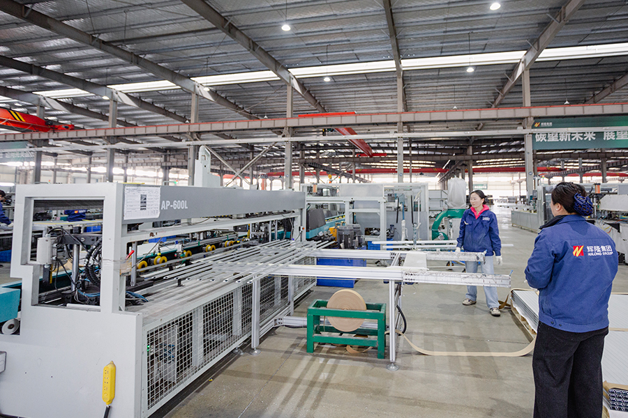 7 、 Déantúsaíocht Breise / Meaisínithe CNC